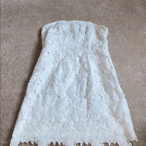 flower/ laced strapless dress